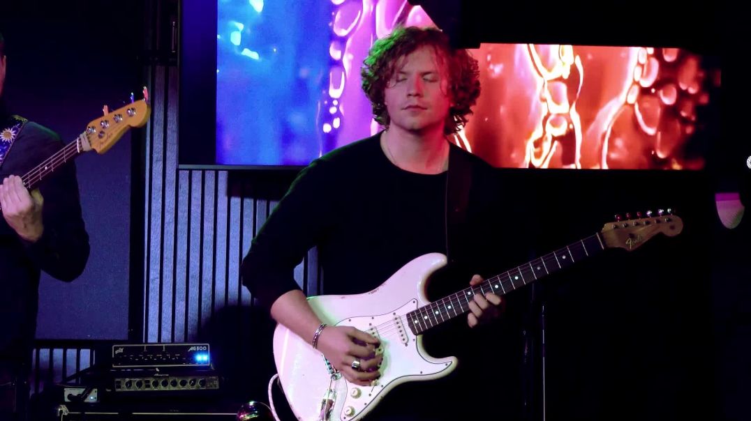 Everybody Wants to Rule the World